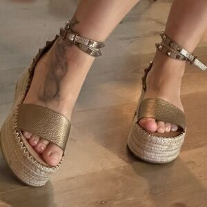 Valentino wedges